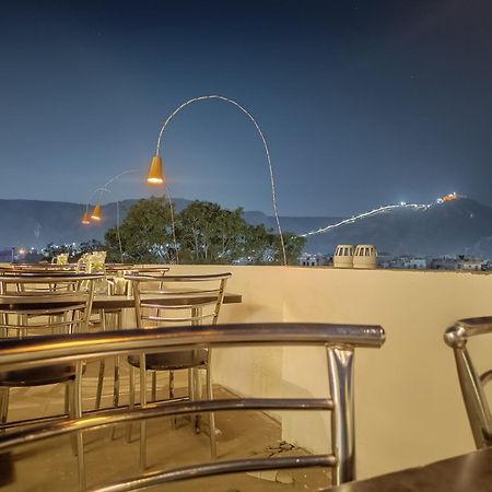 Chillout - A Boutique Hotel & Rooftop Restaurant Divisione di Jaipur Esterno foto